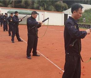 防暴槍實(shí)彈射擊考核訓練